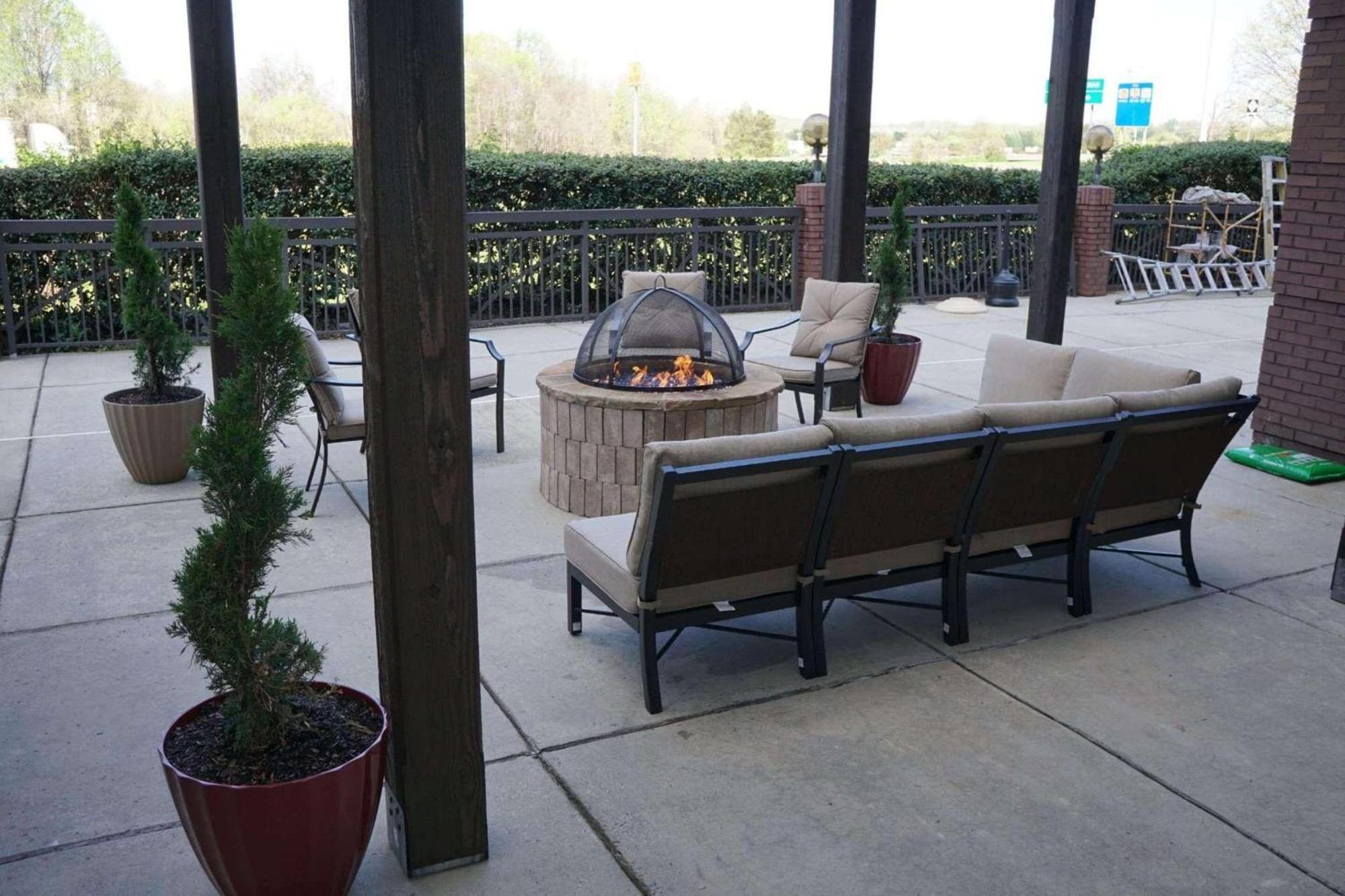 Country Inn & Suites By Radisson, Lake Norman Huntersville, Nc Exterior foto